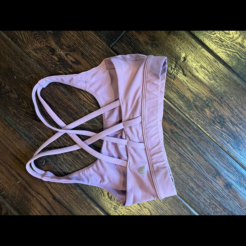 lululemon size 4 sports bra